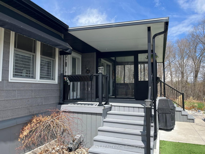 2 Cedar Street - 4449 Milburough Line, Burlington, L7P 0C5 | Image 3