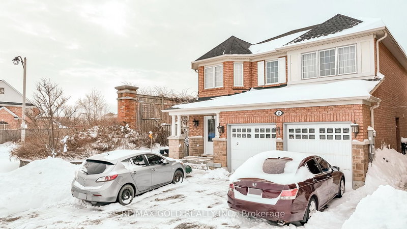2 Zimmer St, Brampton, L6S 6L3 | Image 2