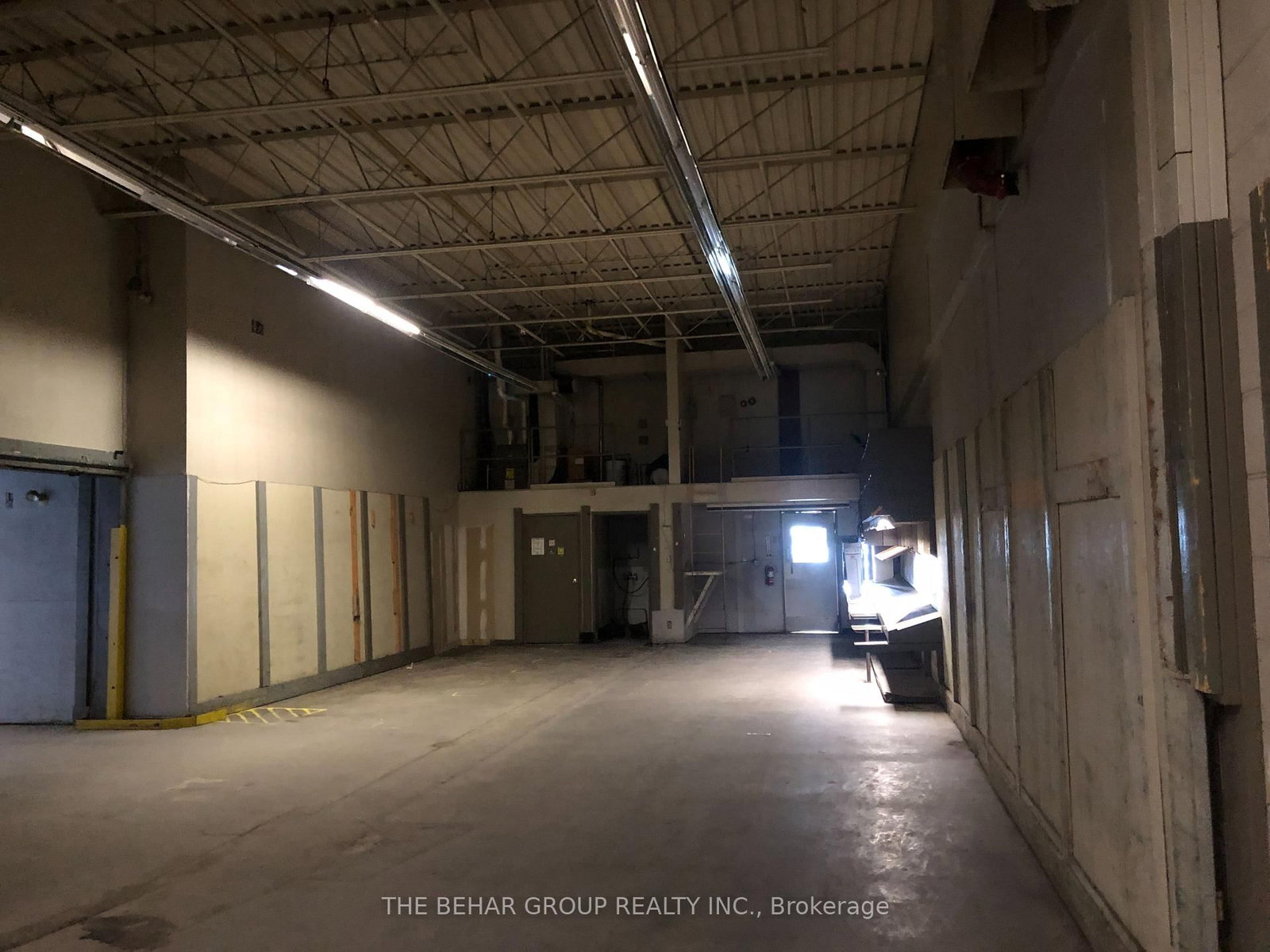 2552 Finch Avenue W, Unit 6 - Photo 9