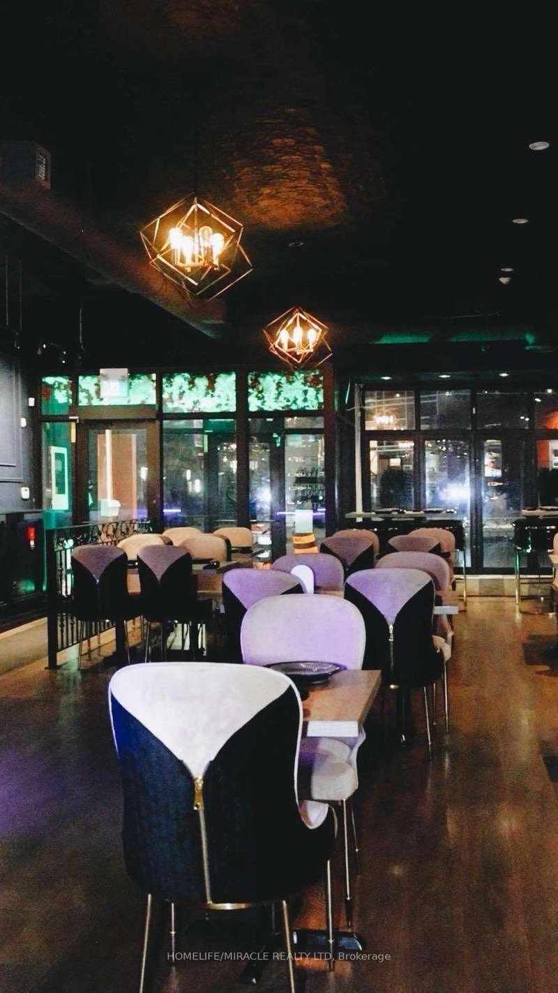 15 Main St N, Brampton, L6X 1M8 | Image 2