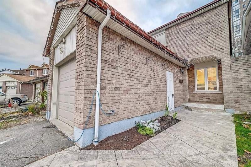 63 Chalfield Lane, Mississauga, L4Z 1K8 | Image 2