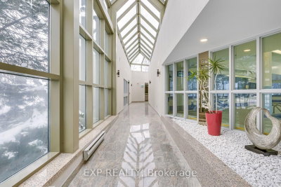 Condo leased at 901-350 Rathburn Drive, Mississauga, Ontario, L5B 3Y2 - Creditview - MLS: W12706968