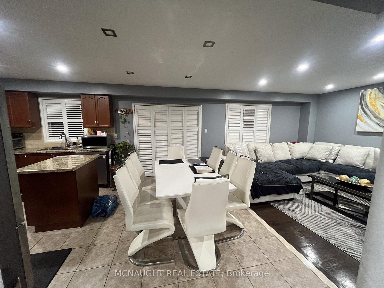 Detached House for sale at 117 Crown Victoria Drive, Brampton, Ontario, L7A 3X9 - Fletcher's Meadow - MLS: W12707042