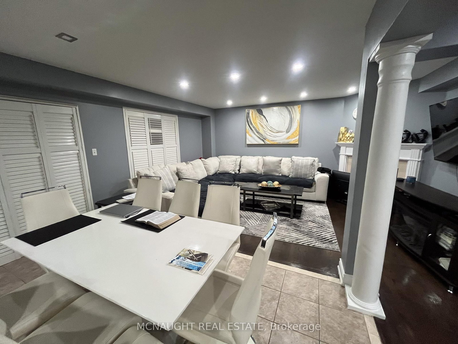 Detached House for sale at 117 Crown Victoria Drive, Brampton, Ontario, L7A 3X9 - Fletcher's Meadow - MLS: W12707042