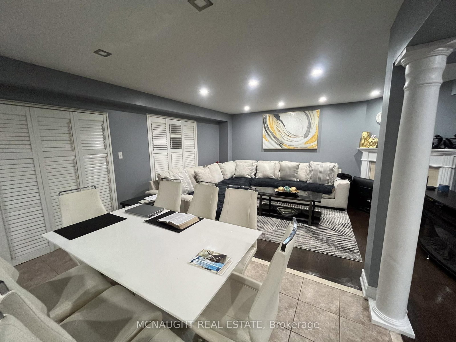 Detached House for sale at 117 Crown Victoria Drive, Brampton, Ontario, L7A 3X9 - Fletcher's Meadow - MLS: W12707042