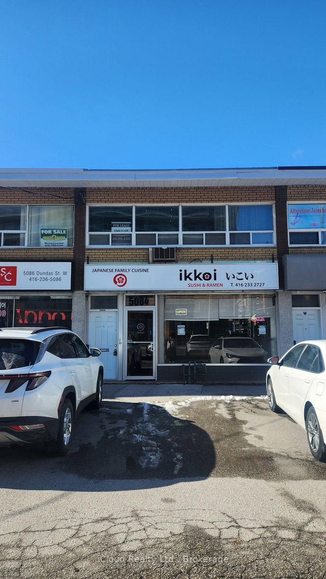 2nd Floor - 5084 Dundas Street W