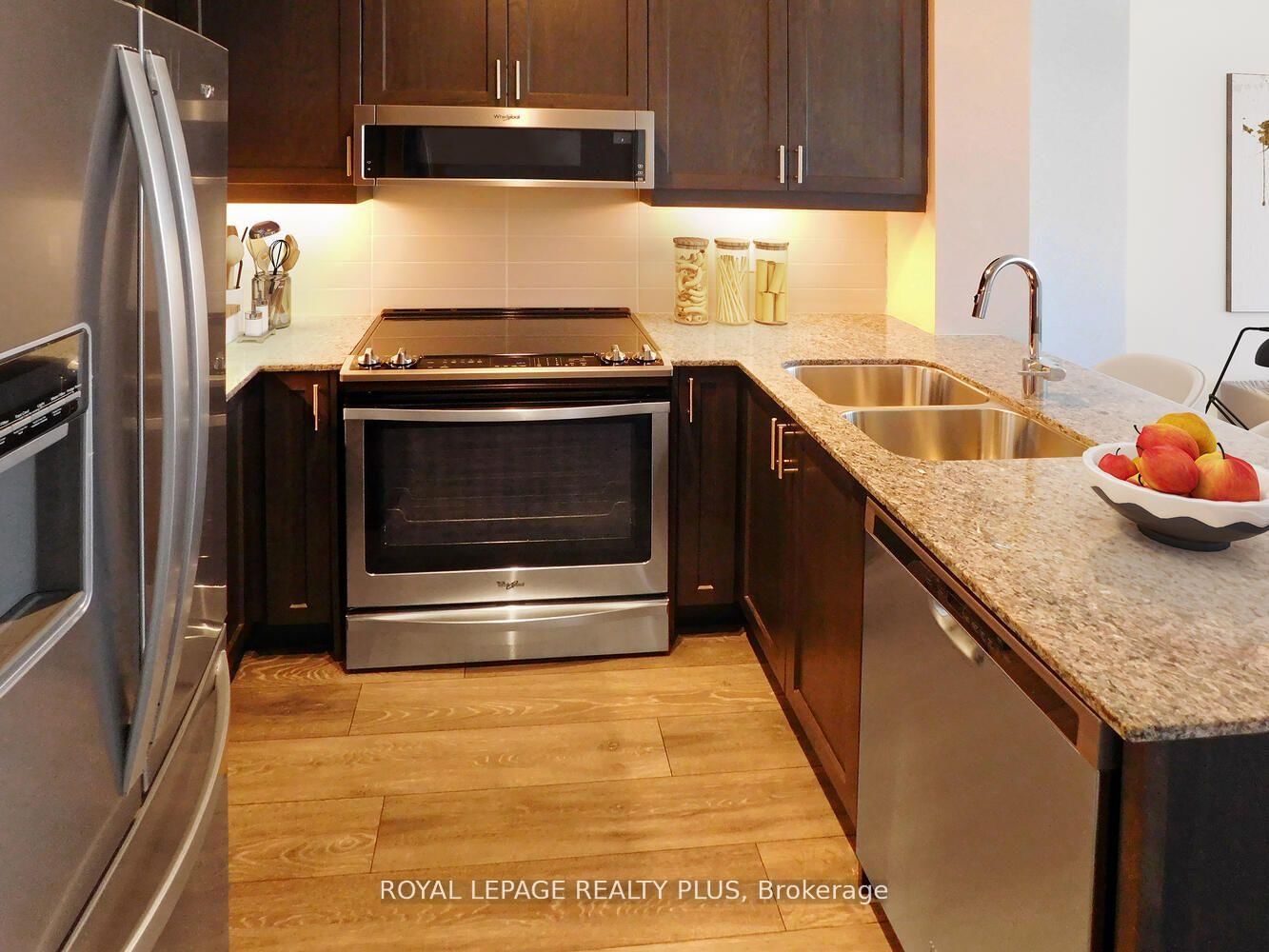 Condo for sale at 208-1050 Main Street, Milton, Ontario, L9T 6H7 - Dempsey - MLS: W12708578