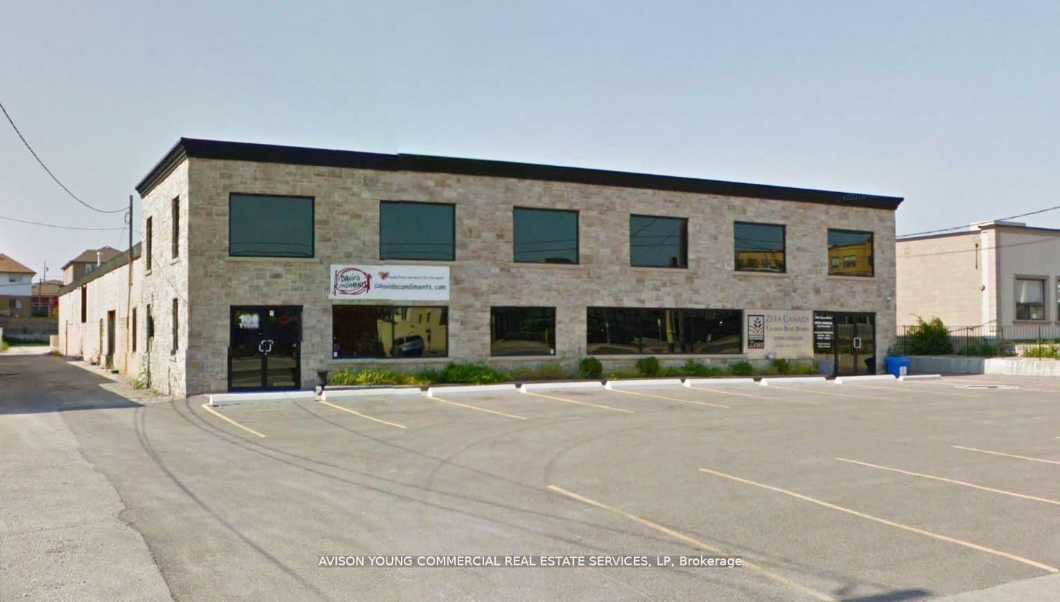 106-108 Tycos Drive, Unit 3