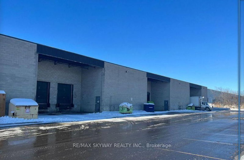 5 - 2084 Steeles Ave, Brampton, L6Y 0A7 | Image 2