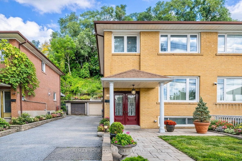 119 Dalrymple Dr, Toronto, M6N 4S2 | Image 3