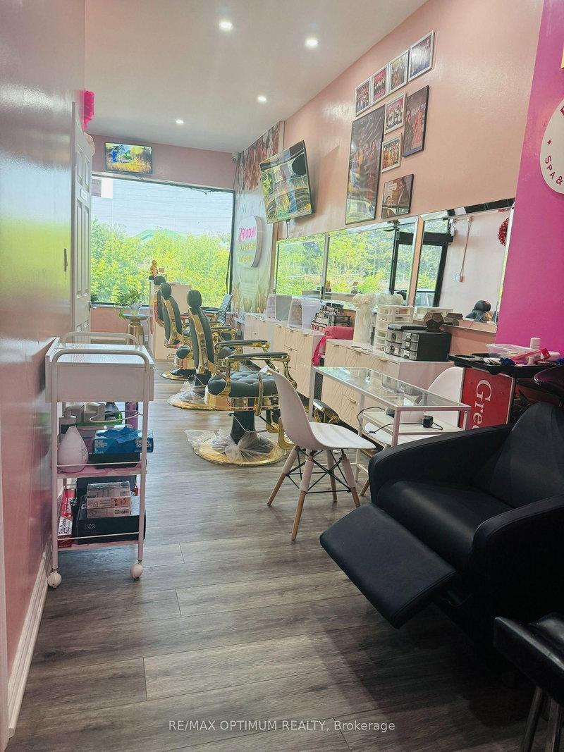 7060 Airport Rd, Mississauga, L4T 2G8 | Image 2