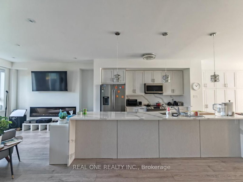 19 Woodstream Dr, Toronto, M9W 0G1 | Image 2