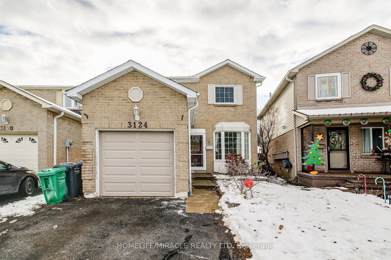 3124 Patrick Cres, Mississauga, L5N 3G5 | Image 2