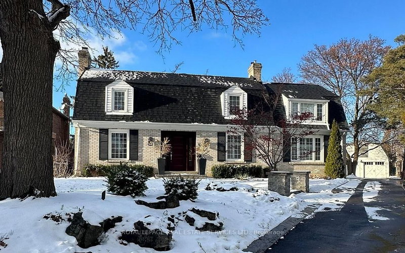 5 Pine Ridge Lane, Brampton, L6W 1G6 | Image 2