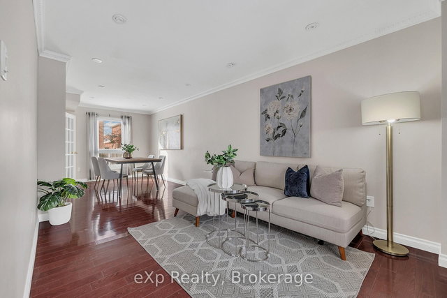 3390 Columbine Crescent