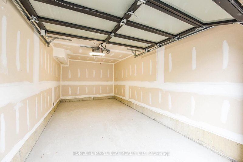 206 - 30 Halliford Pl, Brampton, L6P 4R1 | Image 2