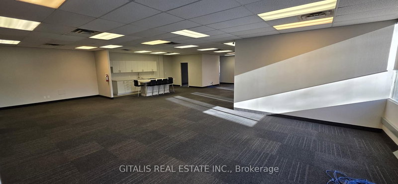 202 - 1599 Hurontario St, Mississauga, L5G 4S1 | Image 3