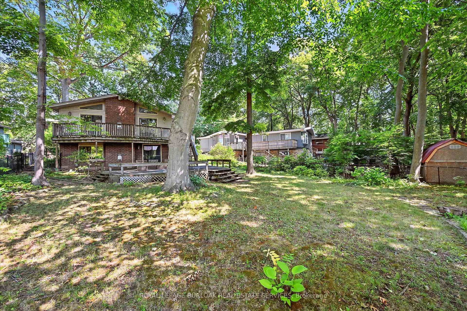 Detached House sold at 768 King Road, Burlington, Ontario, L7T 3K6 - LaSalle - MLS: W12717048