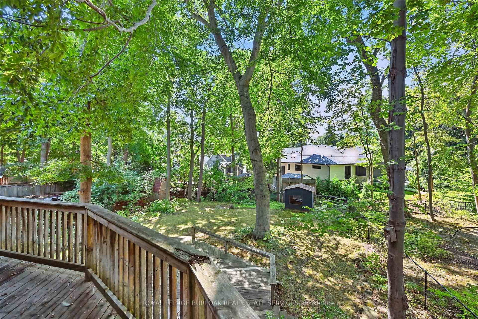 Detached House sold at 768 King Road, Burlington, Ontario, L7T 3K6 - LaSalle - MLS: W12717048