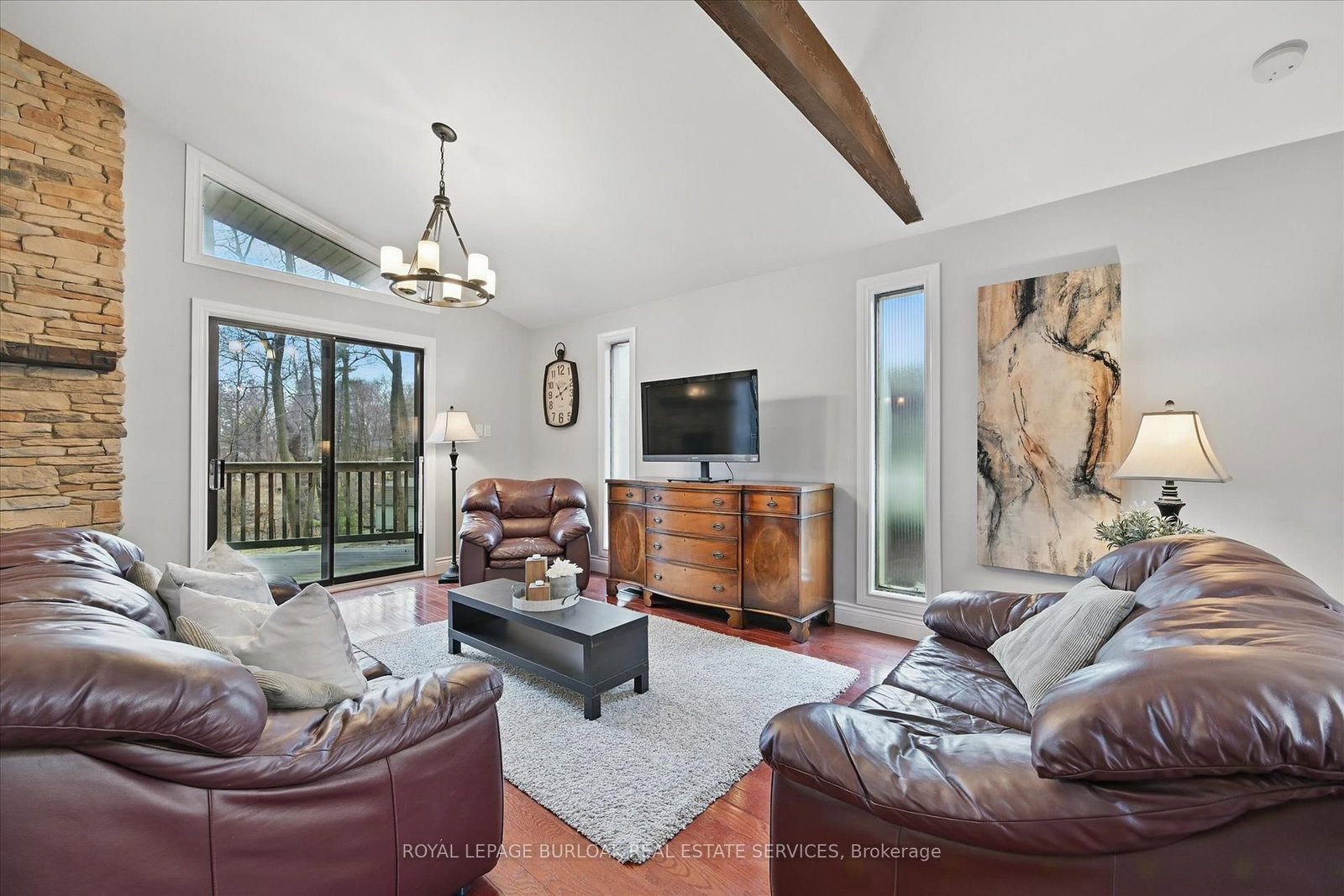 Detached House sold at 768 King Road, Burlington, Ontario, L7T 3K6 - LaSalle - MLS: W12717048