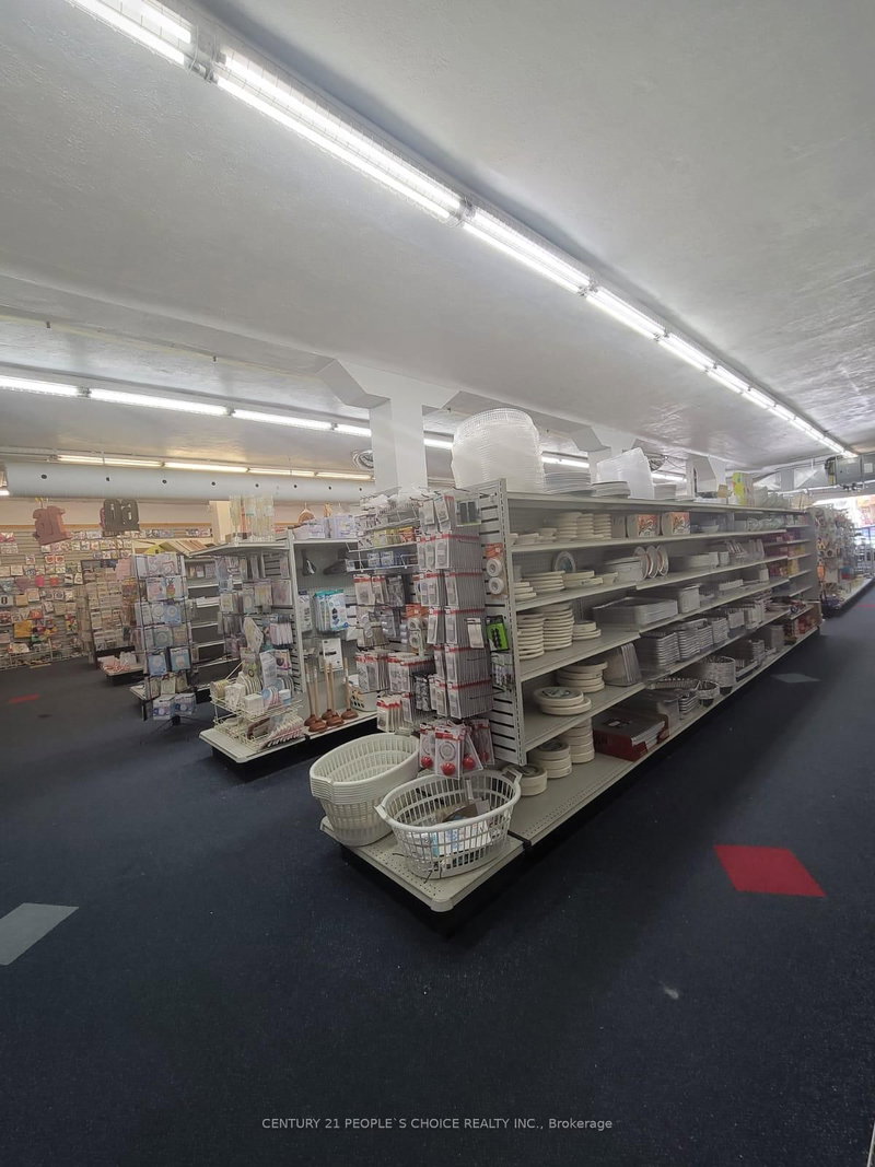 8 Main St N, Halton Hills, L7J 1W1 | Image 3