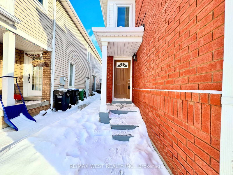 269 Pressed Brick Dr, Brampton, L6V 4L2 | Image 3