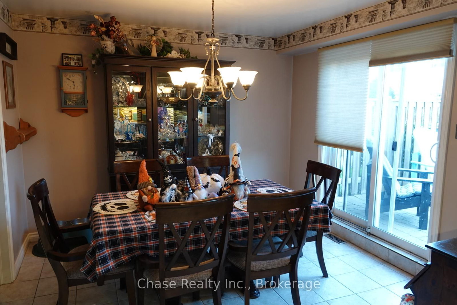 5475 Lakeshore Road, Unit 9 - Photo 12