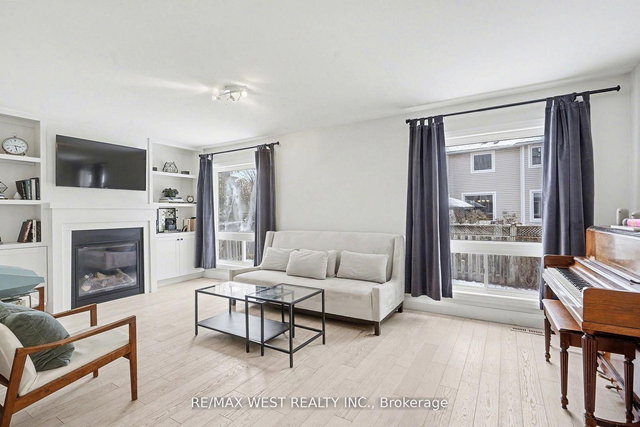 2232 Casselman Court