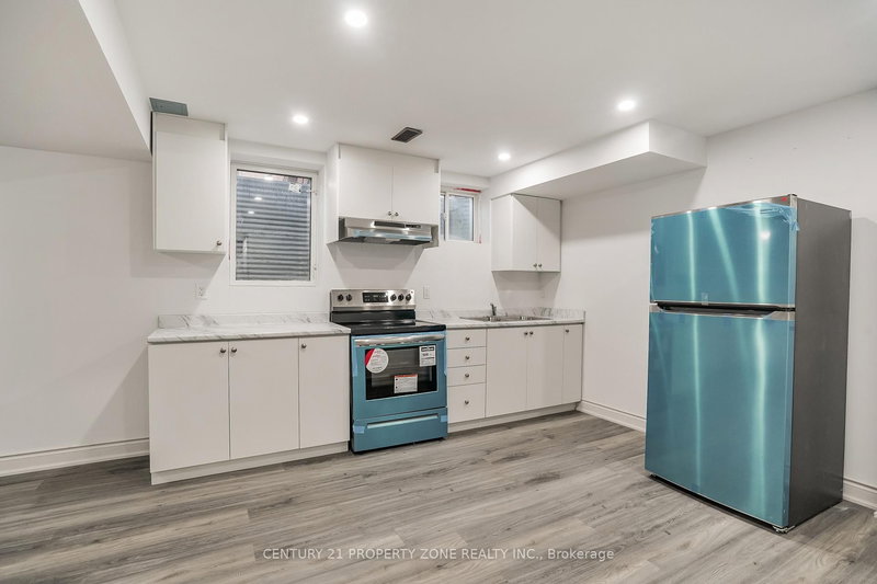 38 Dolobram (BASEMENT) Tr, Brampton, L7Z 4Y3 | Image 2