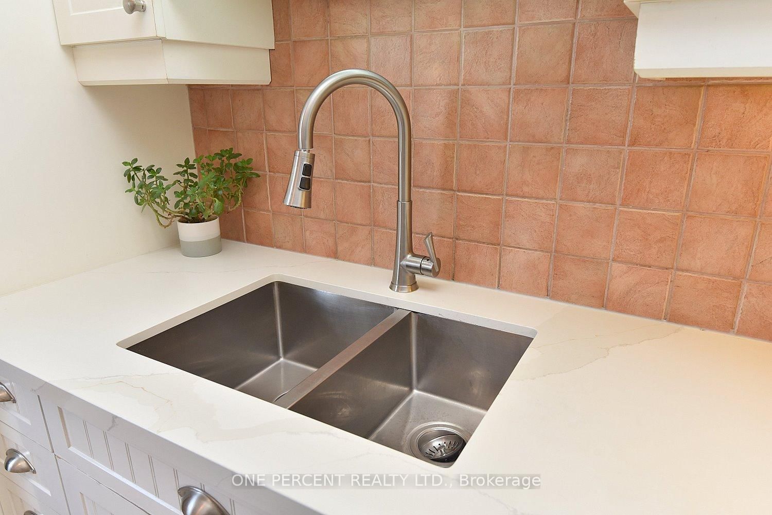 1351 Lakeshore Road • #16 • Burlington, ON photo 9