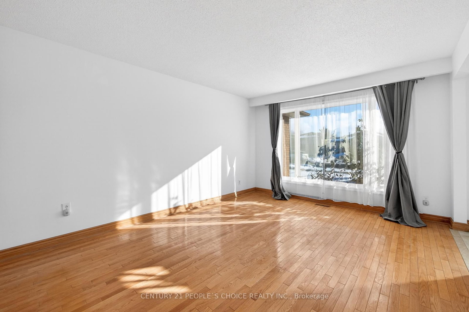 Detached House for sale at 3404 Monica Drive, Mississauga, Ontario, L4T 3E7 - Malton - MLS: W12721444