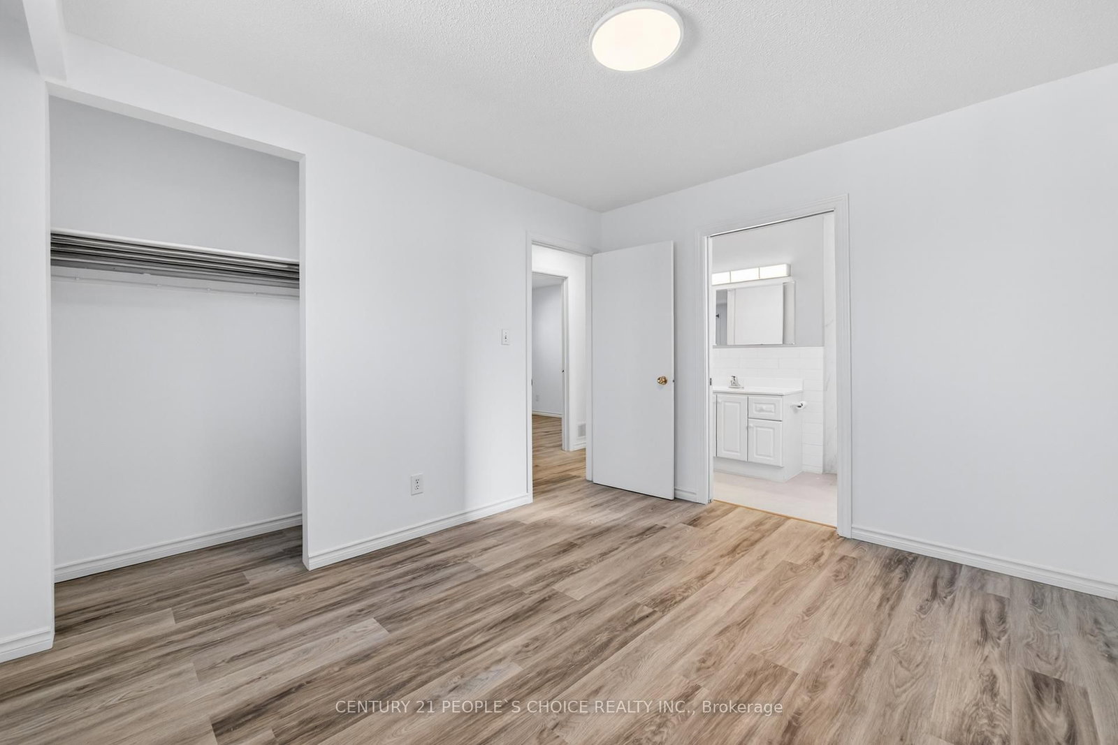 Detached House for sale at 3404 Monica Drive, Mississauga, Ontario, L4T 3E7 - Malton - MLS: W12721444