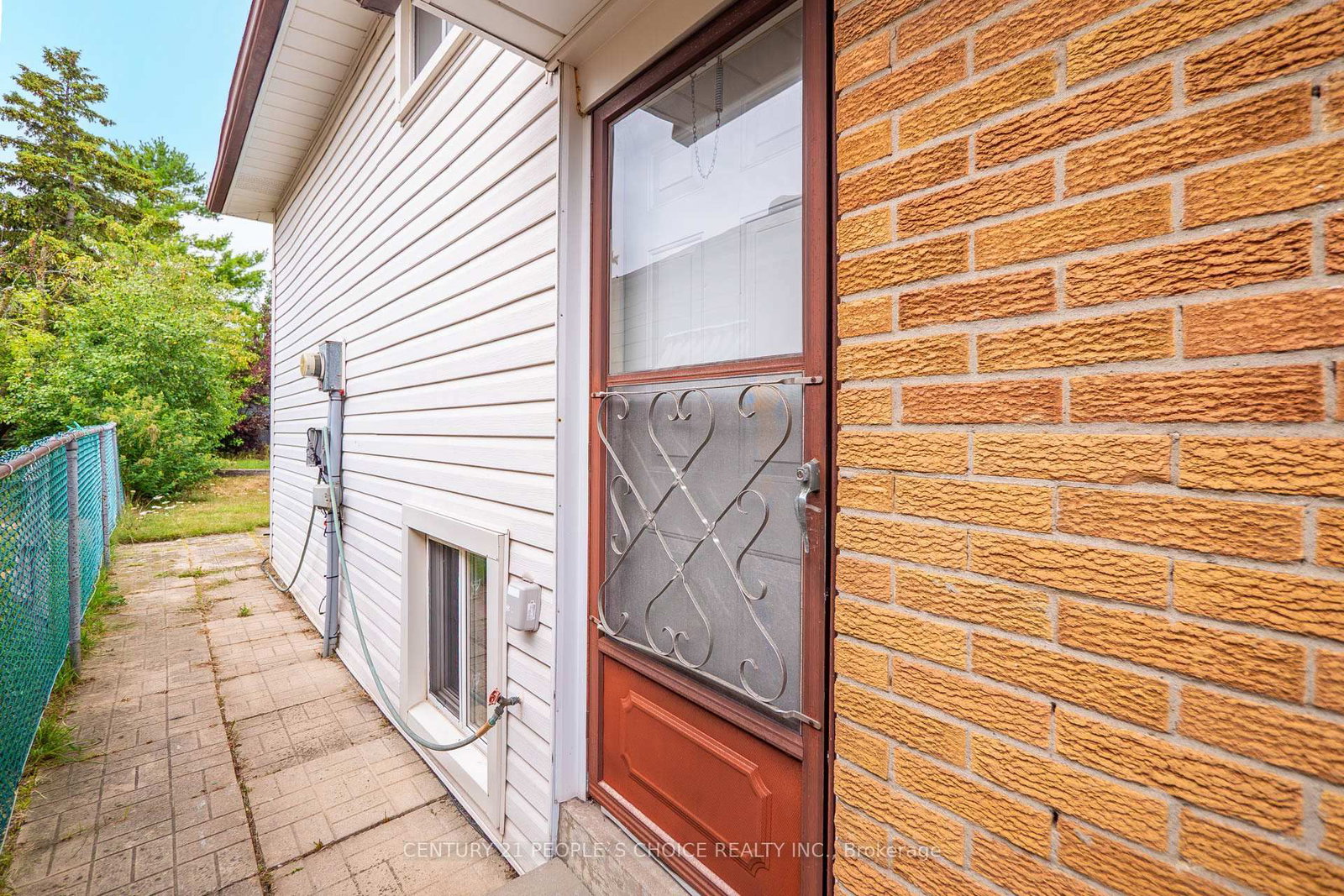 Detached House for sale at 3404 Monica Drive, Mississauga, Ontario, L4T 3E7 - Malton - MLS: W12721444