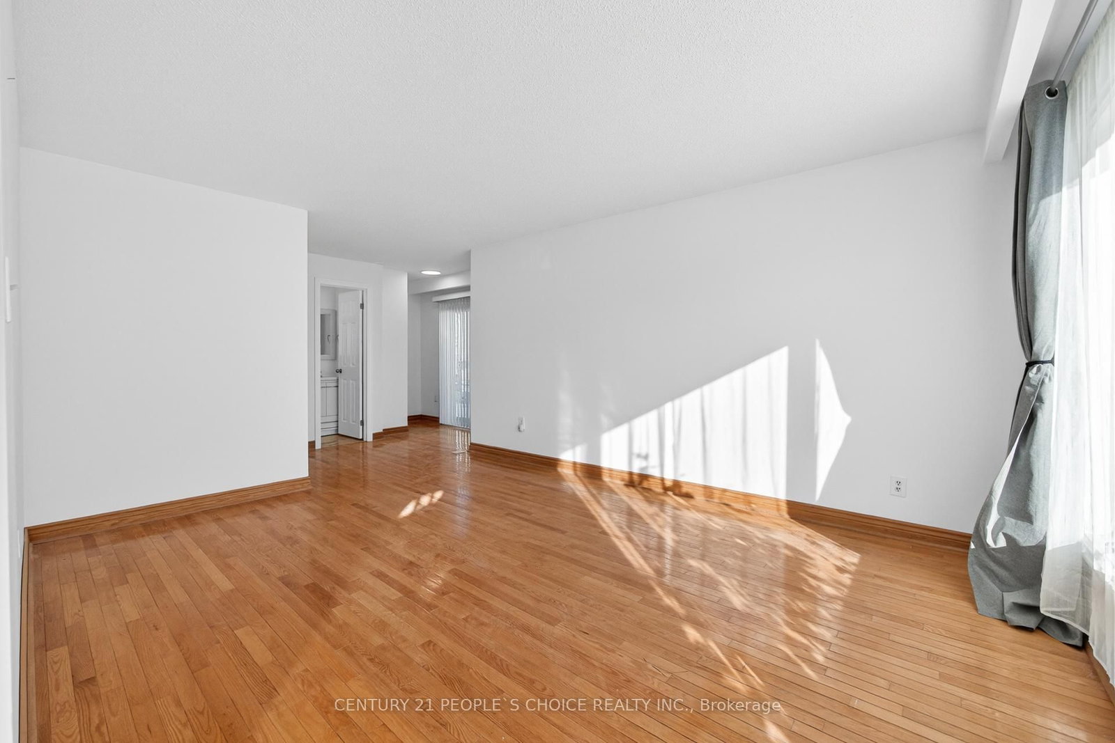 Detached House for sale at 3404 Monica Drive, Mississauga, Ontario, L4T 3E7 - Malton - MLS: W12721444