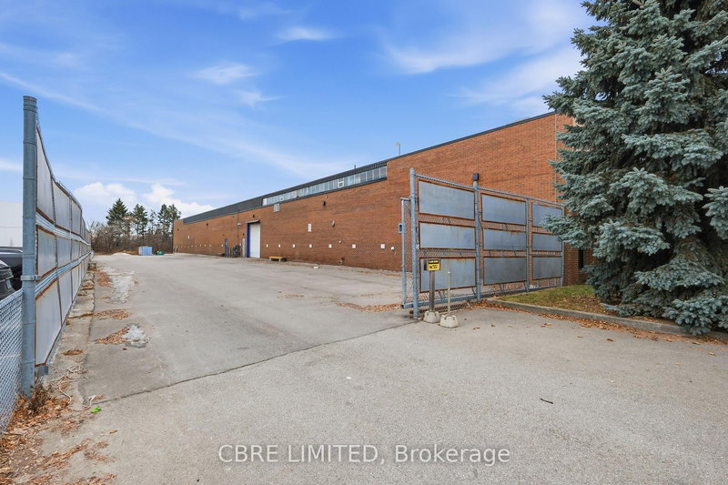 40 Butterick Rd, Toronto, M8W 3Z8 | Image 3