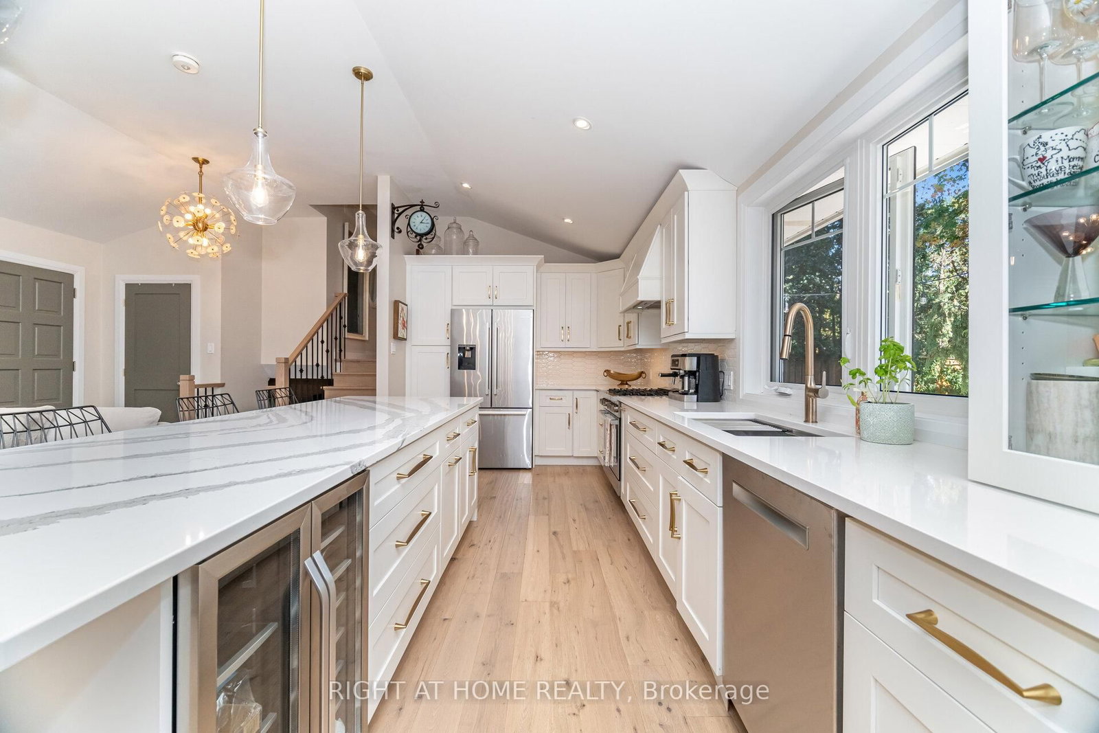 Detached House for sale at 5188 Cherryhill Crescent, Burlington, Ontario, L7L 4C4 - Appleby - MLS: W12723412