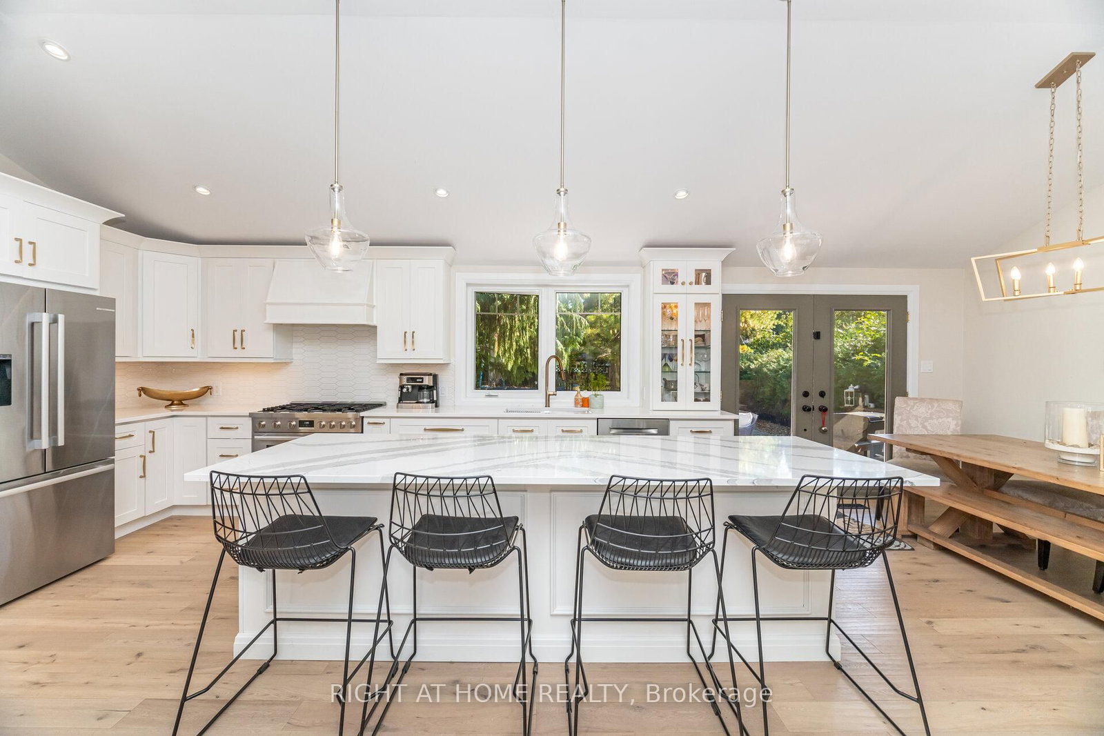 Detached House for sale at 5188 Cherryhill Crescent, Burlington, Ontario, L7L 4C4 - Appleby - MLS: W12723412