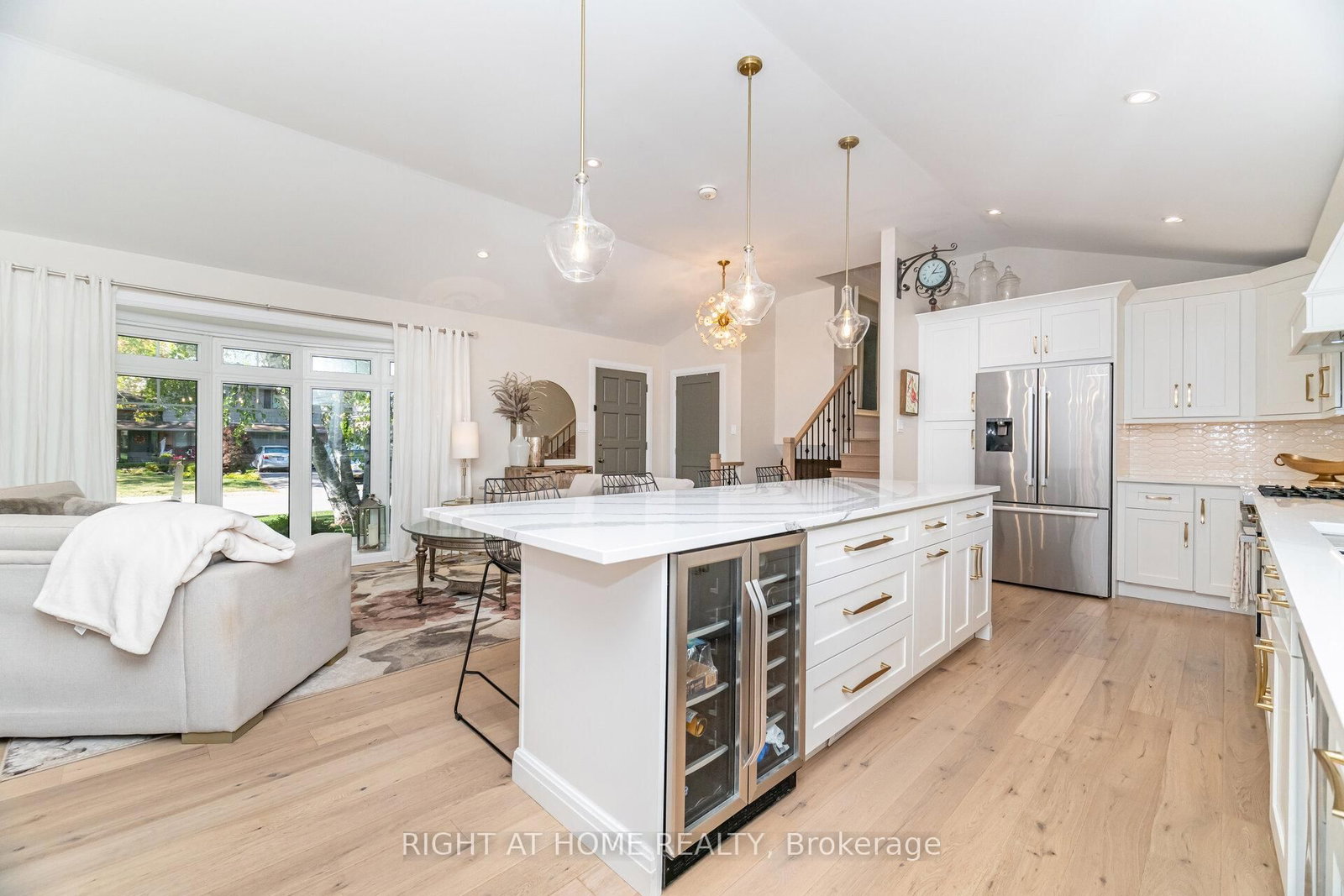 Detached House for sale at 5188 Cherryhill Crescent, Burlington, Ontario, L7L 4C4 - Appleby - MLS: W12723412