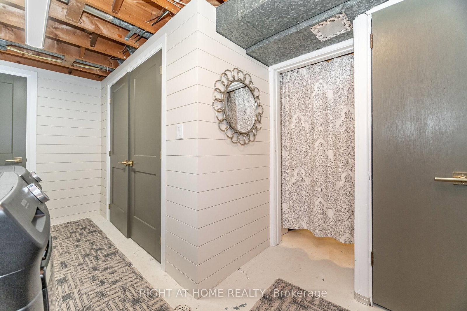 Detached House for sale at 5188 Cherryhill Crescent, Burlington, Ontario, L7L 4C4 - Appleby - MLS: W12723412