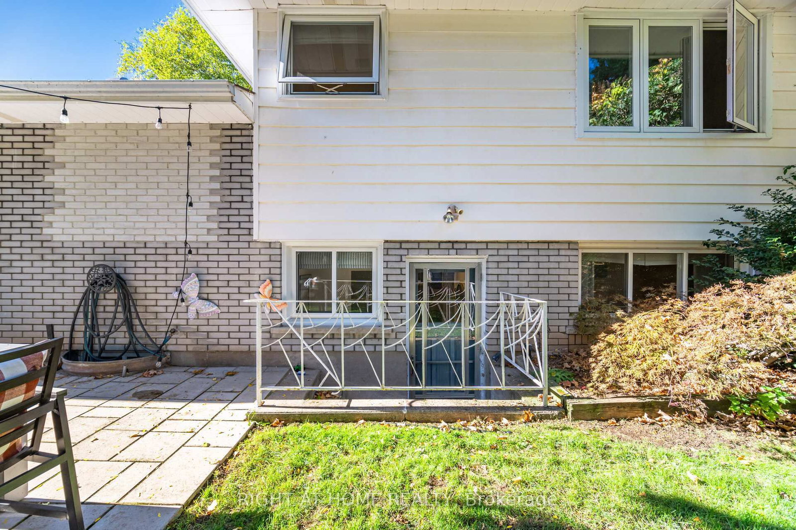 Detached House for sale at 5188 Cherryhill Crescent, Burlington, Ontario, L7L 4C4 - Appleby - MLS: W12723412