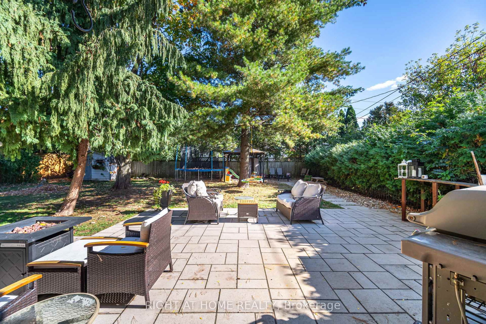 Detached House for sale at 5188 Cherryhill Crescent, Burlington, Ontario, L7L 4C4 - Appleby - MLS: W12723412