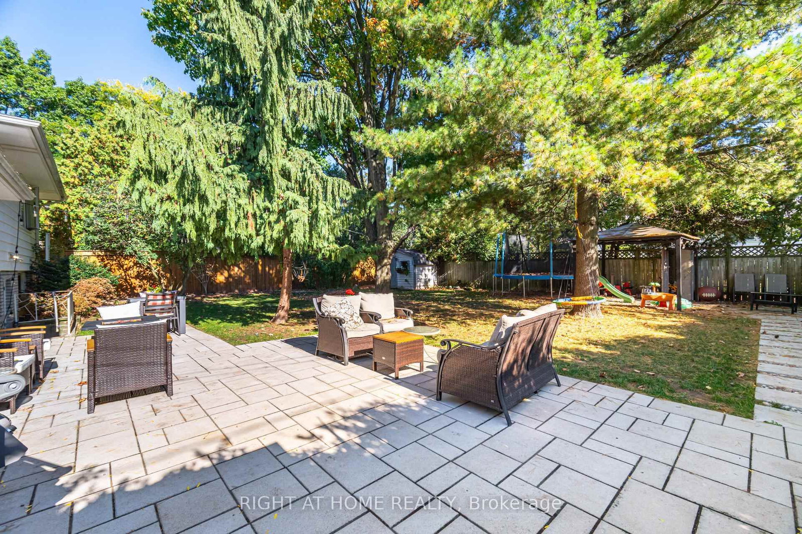 Detached House for sale at 5188 Cherryhill Crescent, Burlington, Ontario, L7L 4C4 - Appleby - MLS: W12723412