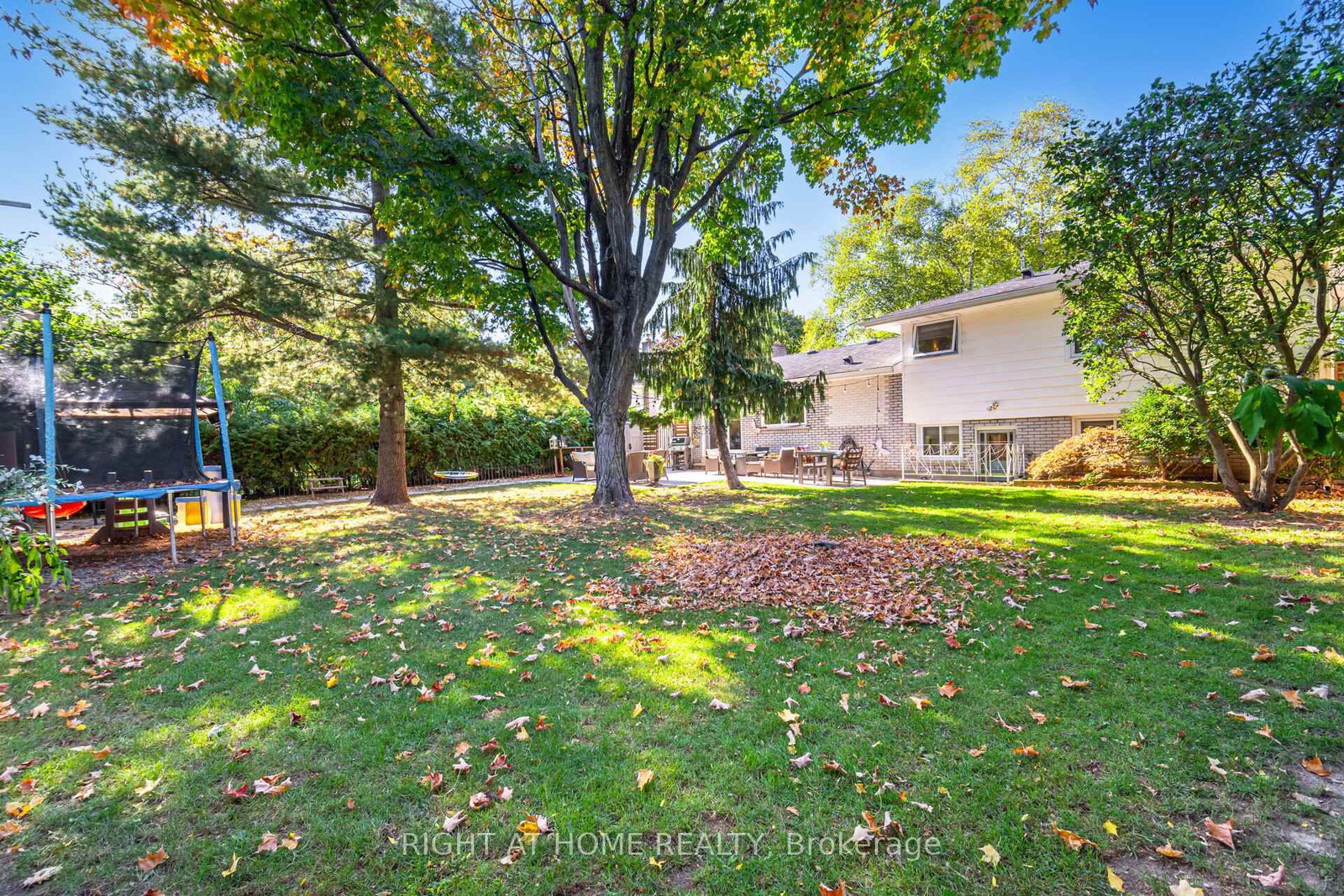 Detached House for sale at 5188 Cherryhill Crescent, Burlington, Ontario, L7L 4C4 - Appleby - MLS: W12723412