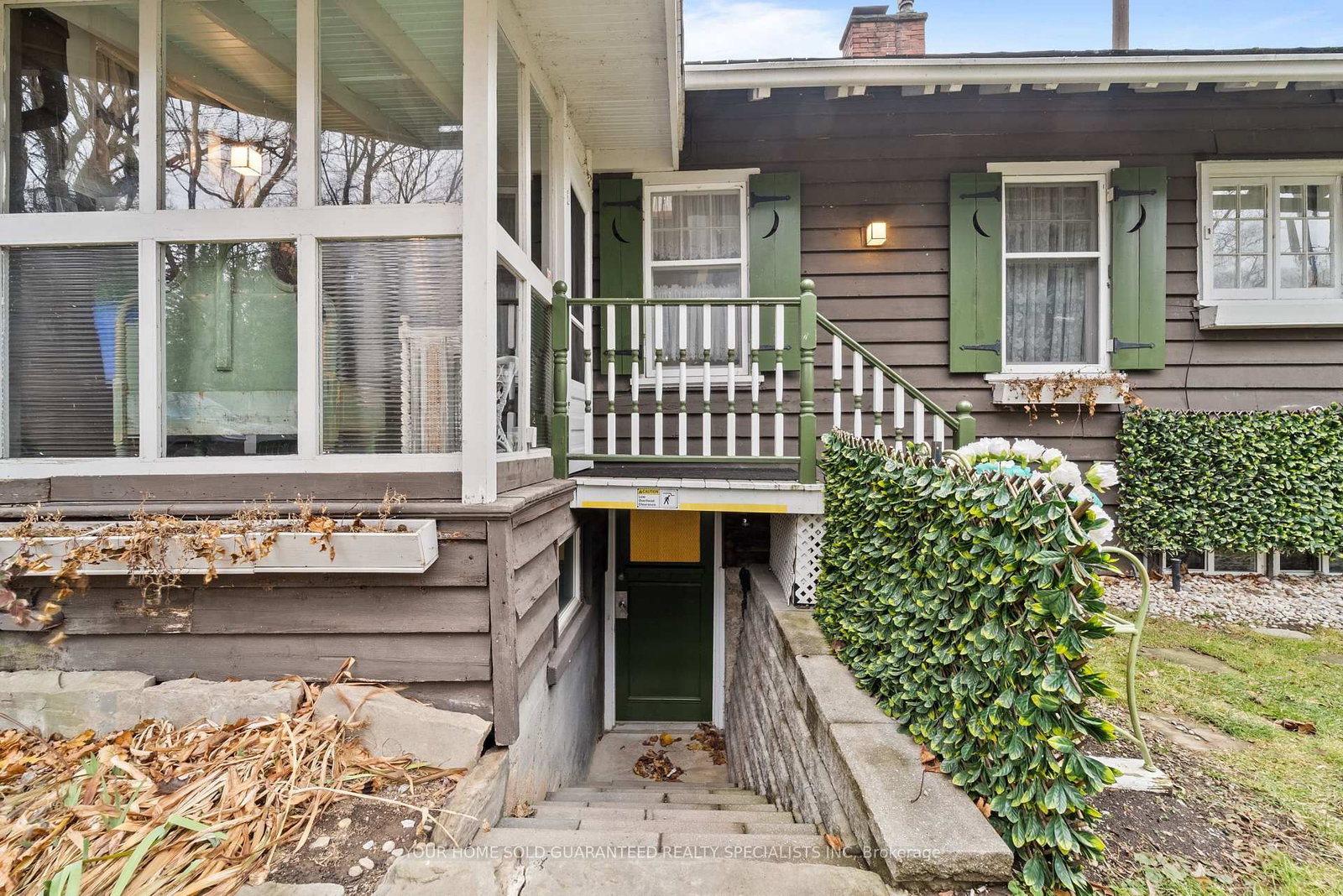 Detached House for sale at 227 Green Street, Burlington, Ontario, L7R 0B1 - Brant - MLS: W12723752