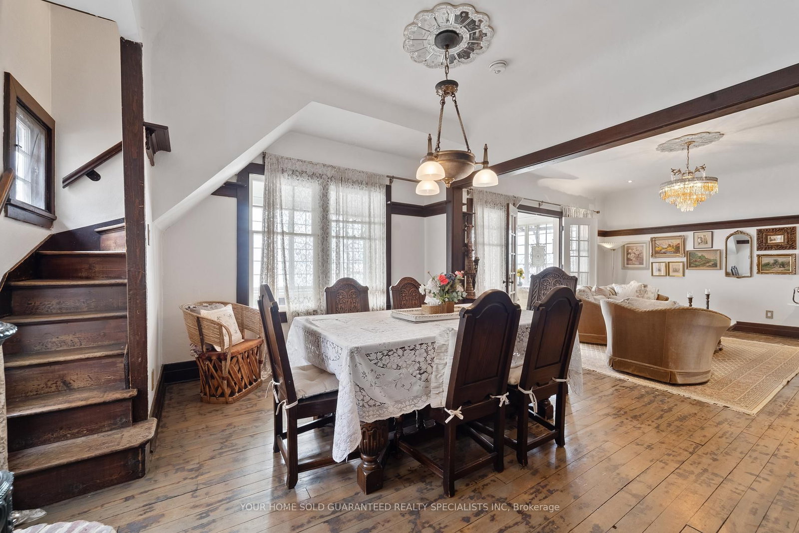 Detached House for sale at 227 Green Street, Burlington, Ontario, L7R 0B1 - Brant - MLS: W12723752