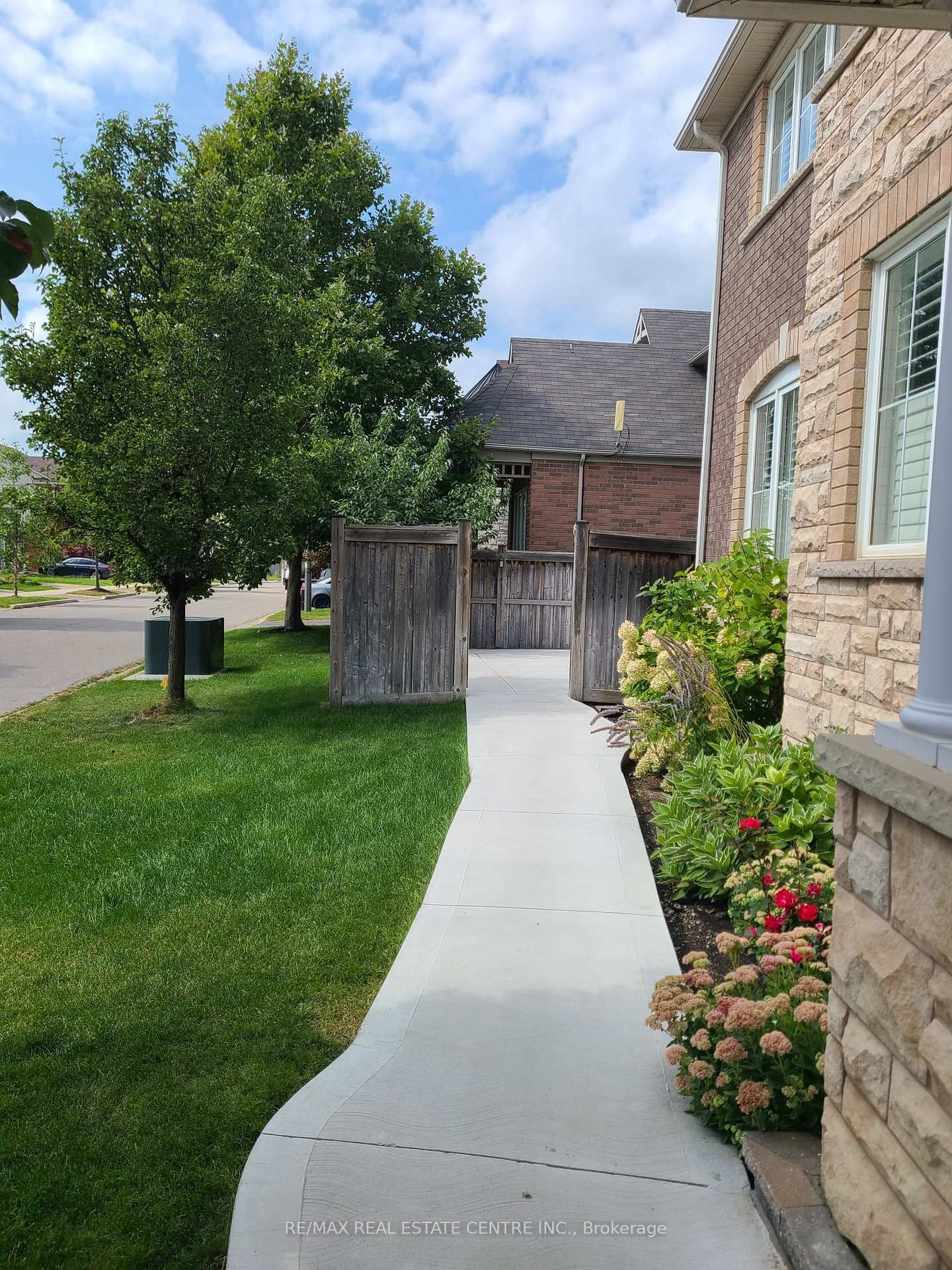 Listing Image 37