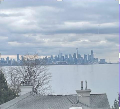 home for lease on 502-2 Royal York Road