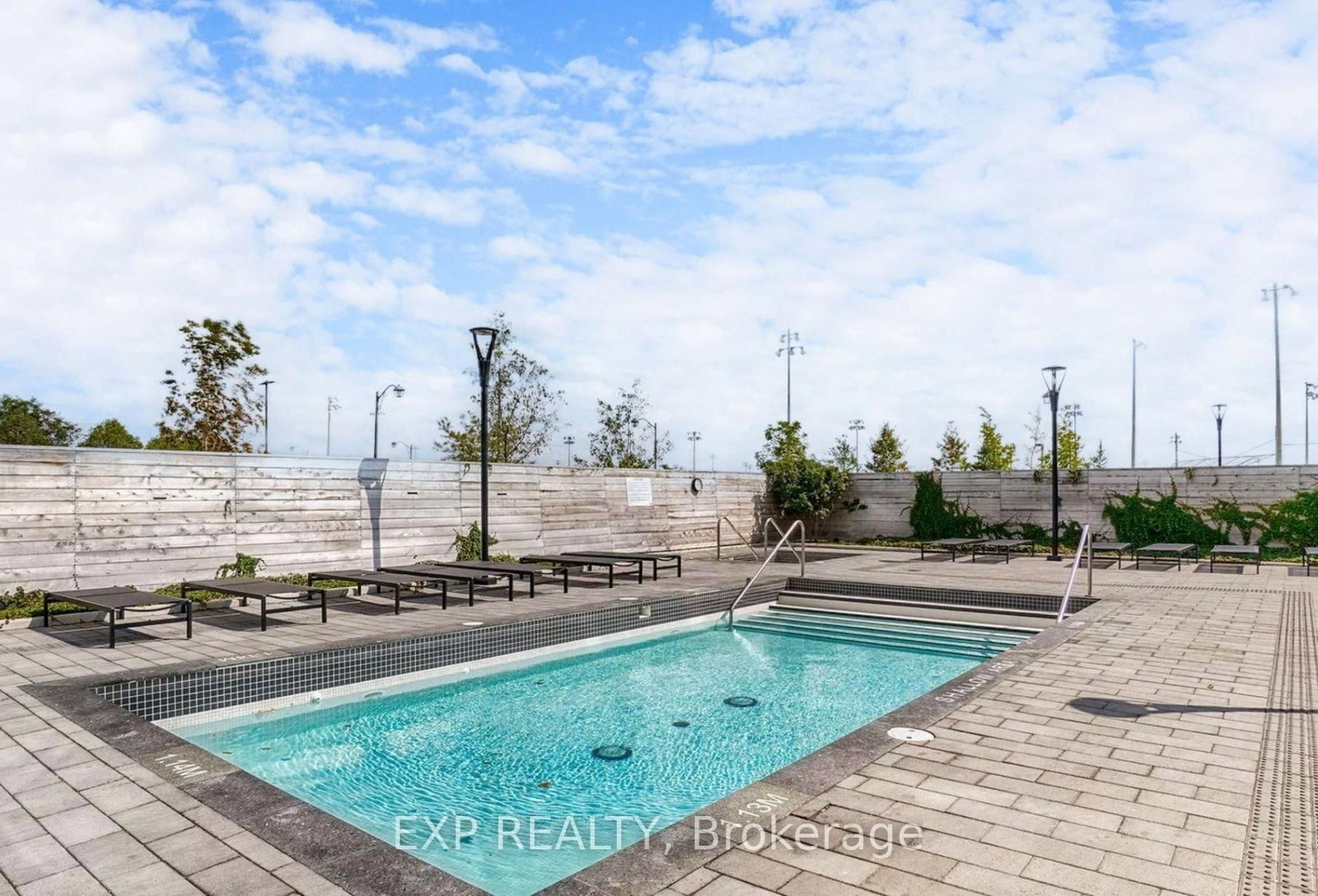 Condo for sale at 112-1050 Main Street, Milton, Ontario, L9T 9M3 - Dempsey - MLS: W12724412