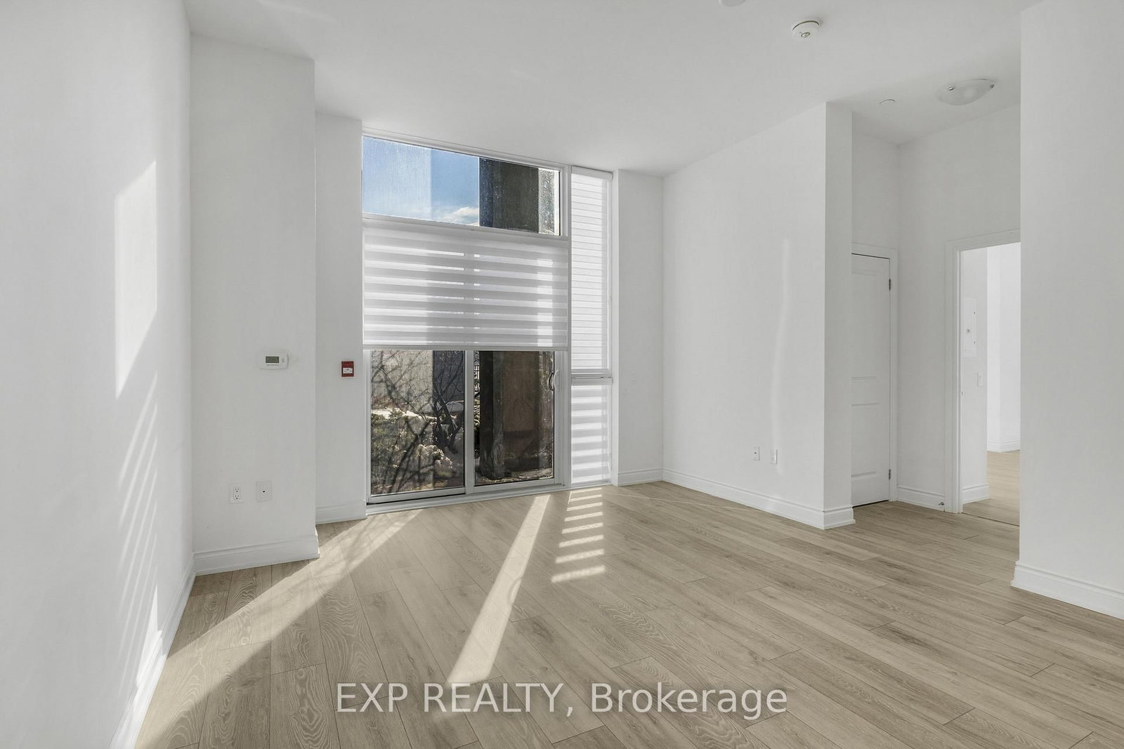 Condo for sale at 112-1050 Main Street, Milton, Ontario, L9T 9M3 - Dempsey - MLS: W12724412