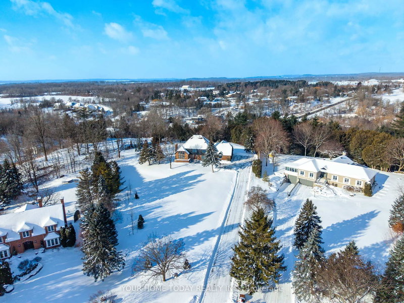 27 Chantelay Cres, Halton Hills, L7G 4S5 | Image 3